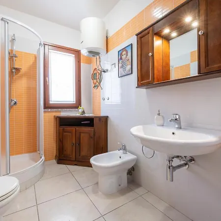 L Oasi Della Gatta Panciona Villasimius