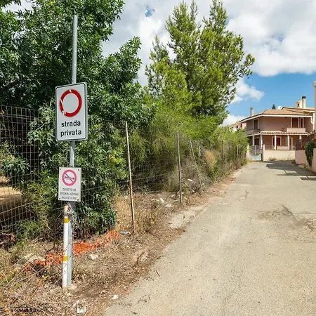 L Oasi Della Gatta Panciona Feriehus Villasimius